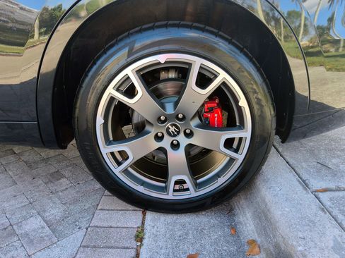 Used 2023 Maserati Levante GT image 46