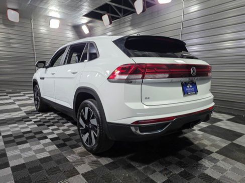 Used 2024 Volkswagen Atlas Cross Sport SE AWD/4WD image 7