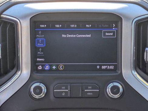 Used 2022 GMC Sierra 1500 Elevation image 18