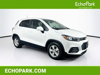 Used 2022 Chevrolet Trax LS w/ Tint and Cruise Package