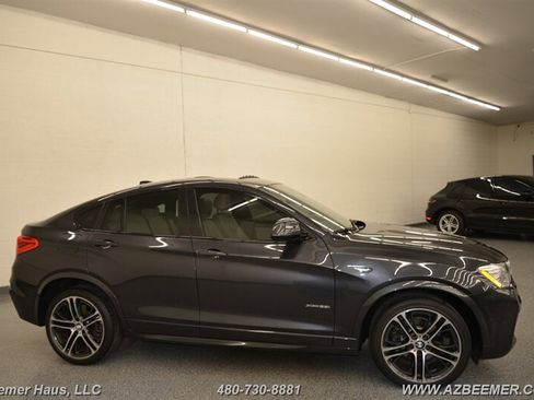 Used 2016 BMW X4 xDrive28i image 8