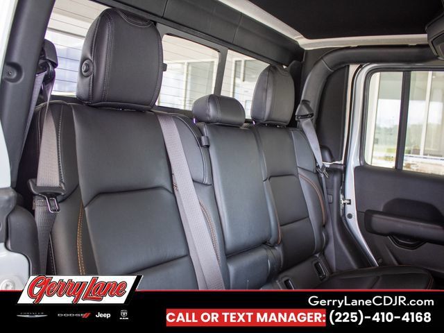 Used 2023 Jeep Gladiator Mojave w/ LED Lighting Group AWD/4WD image 15