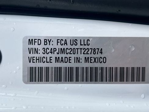 New 2026 Jeep Cherokee Overland image 30