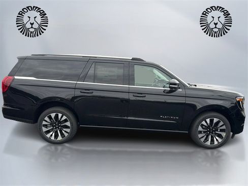 New 2025 Ford Expedition Max Platinum w/ Platinum Ultimate Package image 4