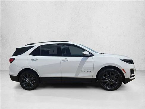 Used 2024 Chevrolet Equinox RS FWD image 4