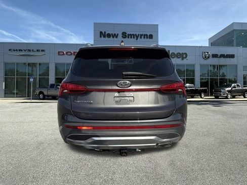Used 2021 Hyundai Santa Fe SEL w/ Convenience Package image 5