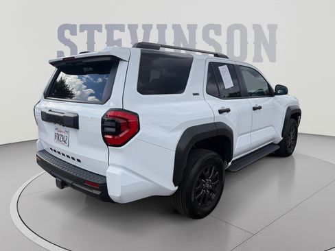 Certified 2025 Toyota 4Runner SR5 AWD/4WD image 5