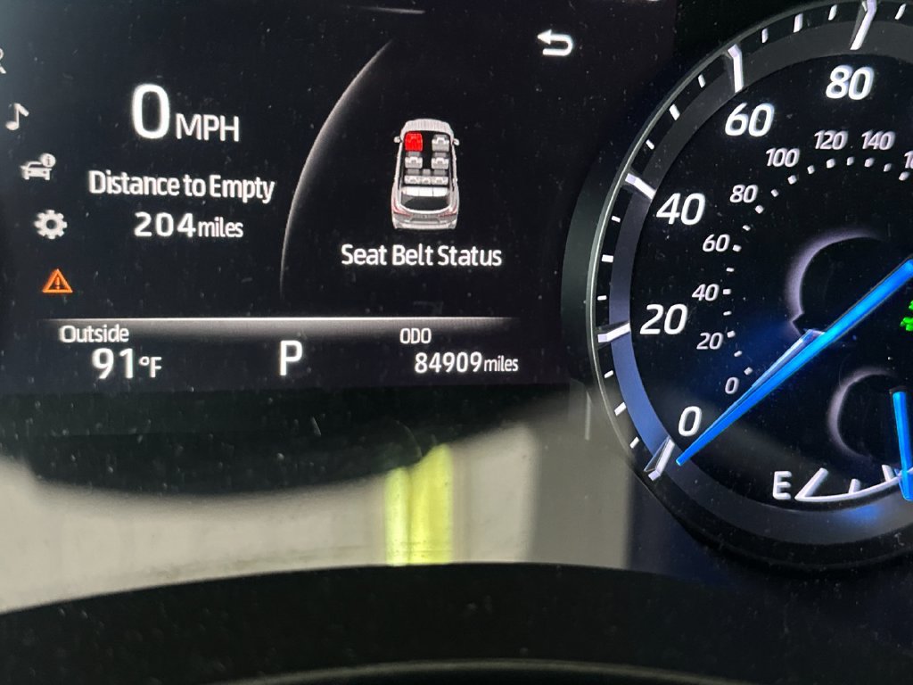 Used 2021 Toyota Highlander XLE FWD image 29