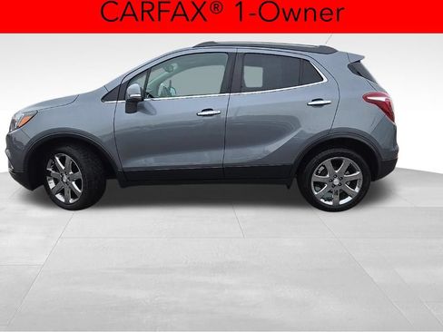 Used 2019 Buick Encore Essence w/ Experience Buick Package FWD image 2