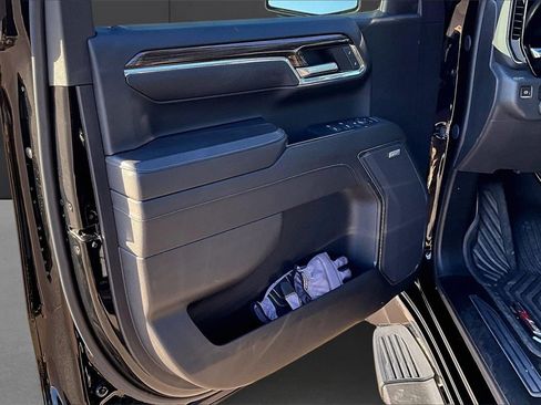 Used 2024 Chevrolet Silverado 1500 LT Trail Boss w/ LT Trail Boss Premium Package image 18