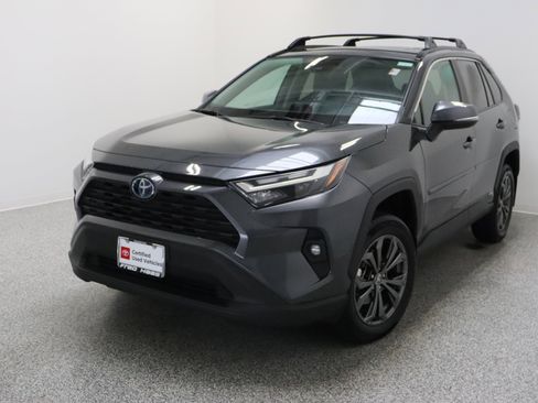 Used 2023 Toyota RAV4 XLE Premium AWD/4WD image 2