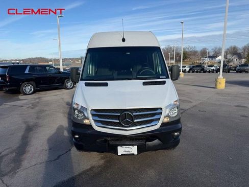 Used 2018 Mercedes-Benz Sprinter 3500 image 12