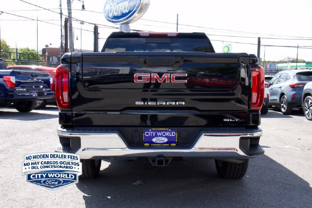 Used 2024 GMC Sierra 1500 SLT w/ SLT Convenience Package AWD/4WD image 4