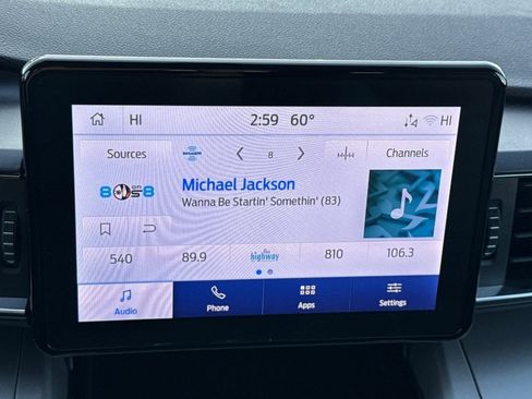 Used 2023 Ford Explorer XLT w/ Equipment Group 202A image 17