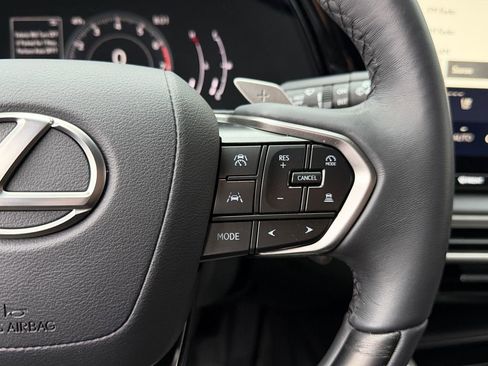 Used 2024 Lexus RX 350 Premium w/ Accessory Package (Z1) image 18