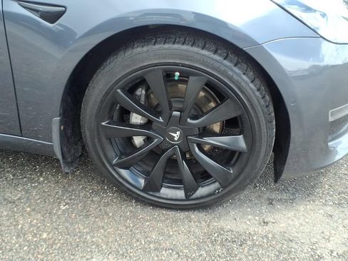Used 2020 Tesla Model 3 Long Range AWD/4WD image 9