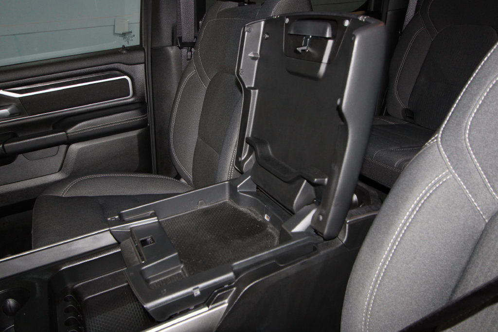 Used 2023 RAM 1500 Big Horn AWD/4WD image 17