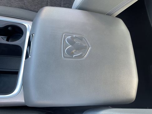 Used 2018 RAM 2500 Lone Star w/ Harvest Edition image 28