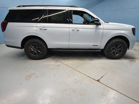 New 2026 Ford Expedition Tremor image 27