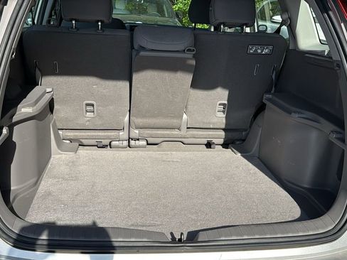 Used 2010 Honda CR-V LX image 16