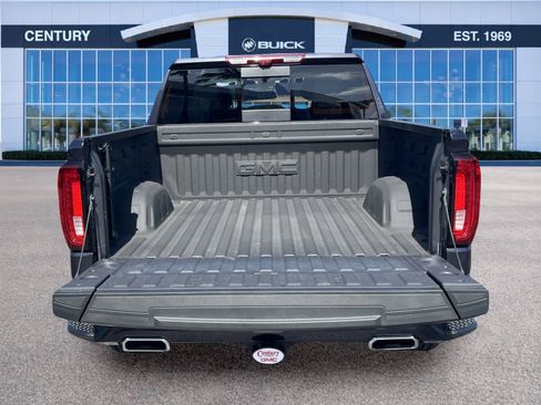 Used 2025 GMC Sierra 1500 Denali w/ Denali Reserve Package AWD/4WD image 11
