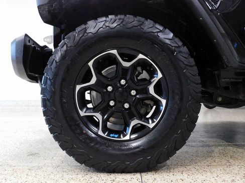 Used 2022 Jeep Wrangler Unlimited Rubicon 4xe w/ Dual Top Group image 31