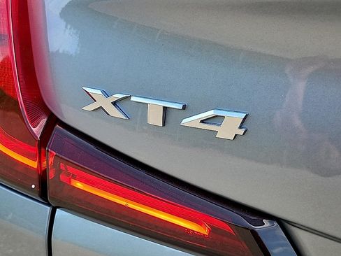Used 2024 Cadillac XT4 Luxury FWD image 27