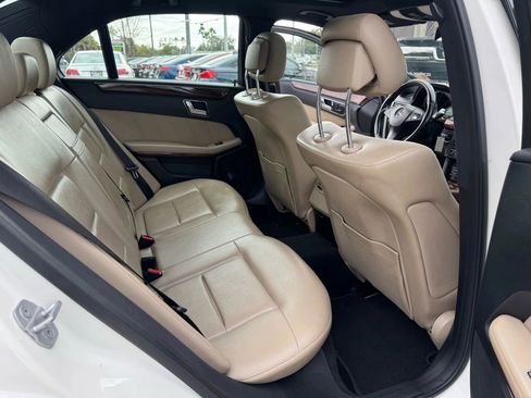 Used 2011 Mercedes-Benz E 350 Sedan image 11