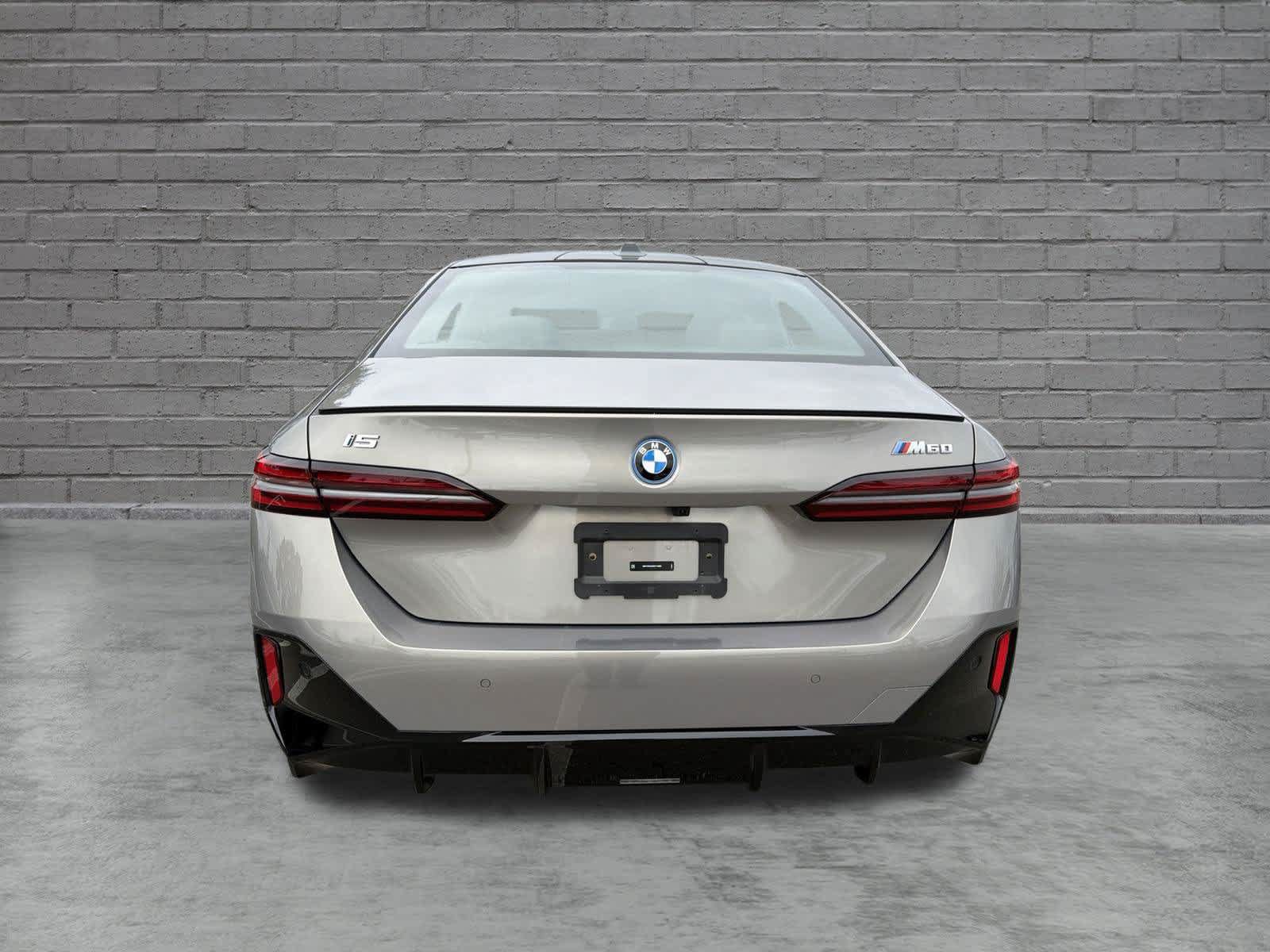 Used 2024 BMW i5 M60 w/ Premium Package AWD/4WD image 7