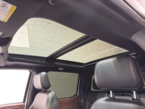 Used 2023 Ford F150 Lariat w/ Equipment Group 502A High image 40