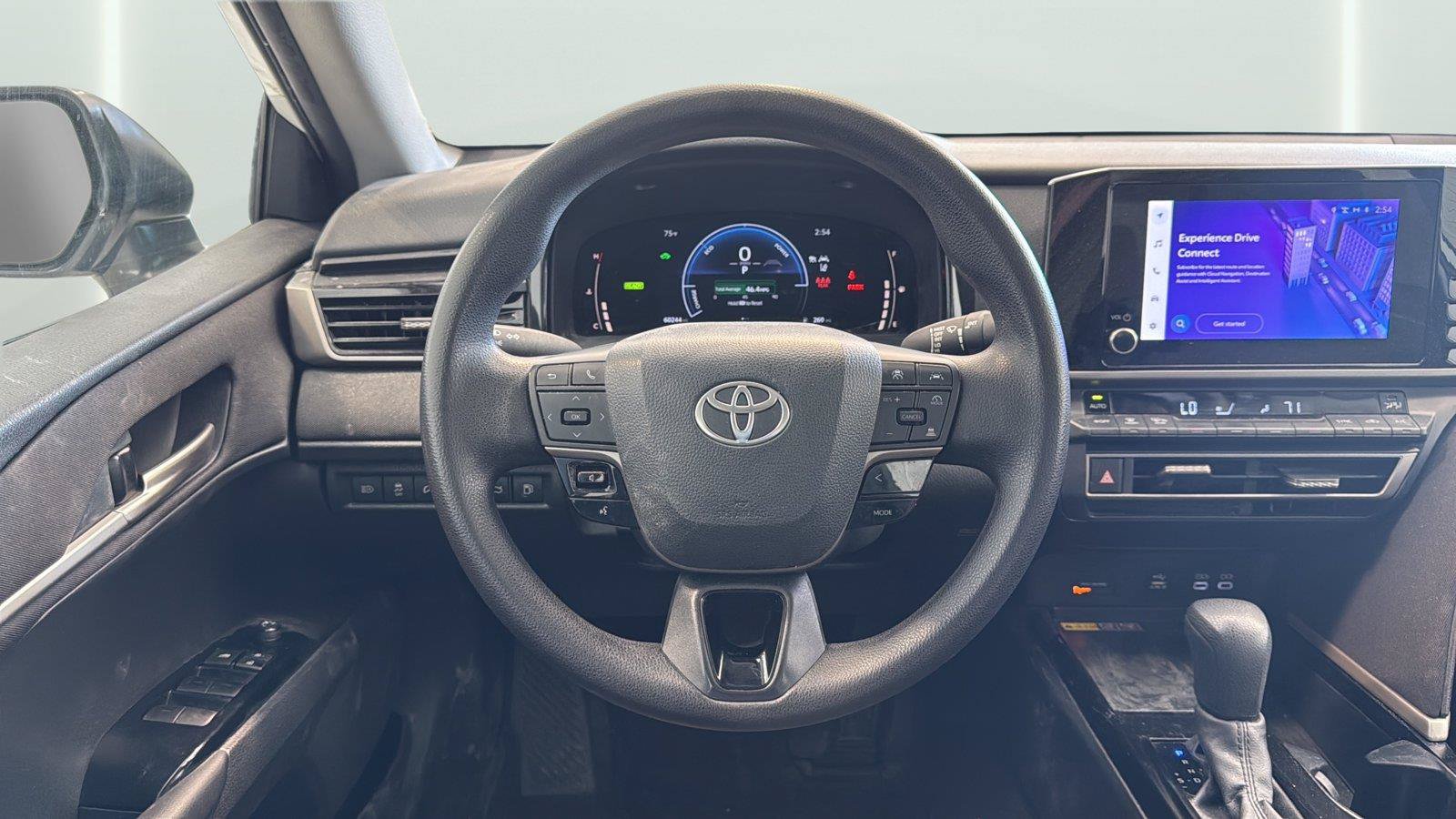 Used 2025 Toyota Camry LE FWD image 12