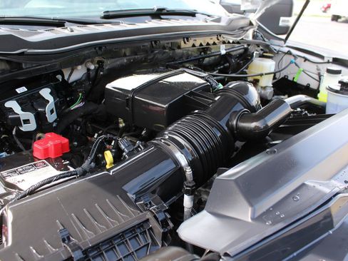 Used 2025 Ford F350 XLT AWD/4WD image 20