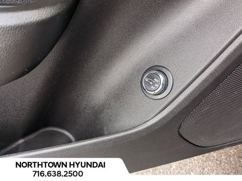 Used 2020 Chevrolet Blazer LT w/ Redline Edition image 30