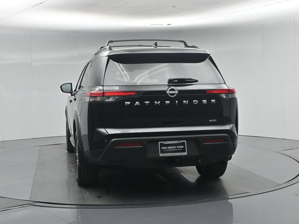 Used 2025 Nissan Pathfinder SV w/ SV Premium Package AWD/4WD image 32