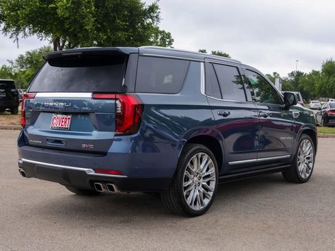 Used 2026 GMC Yukon Denali w/ Denali Reserve Package image 7