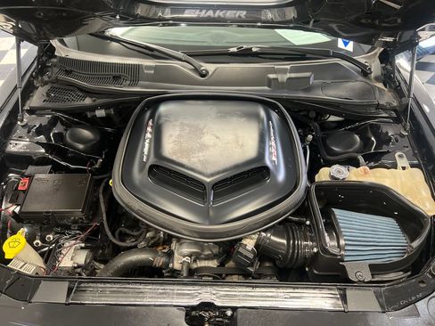 Used 2017 Dodge Challenger R/T Scat Pack RWD image 49