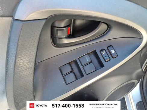 Used 2011 Toyota RAV4 2WD w/ Base L4 Extra Value Pkg image 15