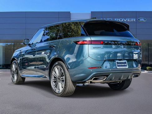 New 2026 Land Rover Range Rover Sport Dynamic SE AWD/4WD image 6