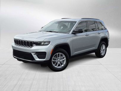New 2025 Jeep Grand Cherokee Laredo X