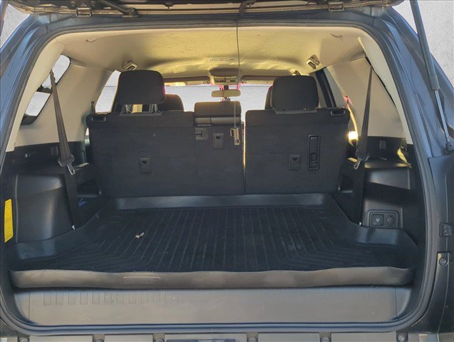 Used 2016 Toyota 4Runner SR5 RWD image 23