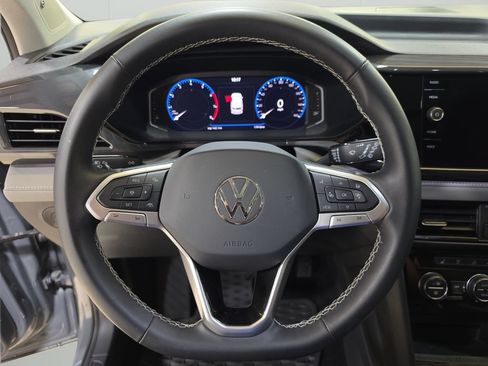 Used 2024 Volkswagen Taos SEL AWD/4WD image 19