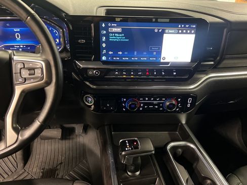 Certified 2023 Chevrolet Silverado 1500 LTZ AWD/4WD image 22