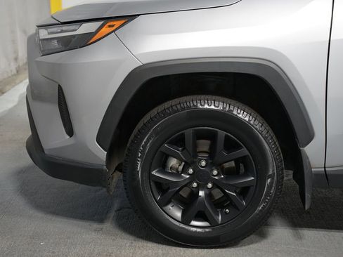 Certified 2024 Toyota RAV4 LE FWD image 5