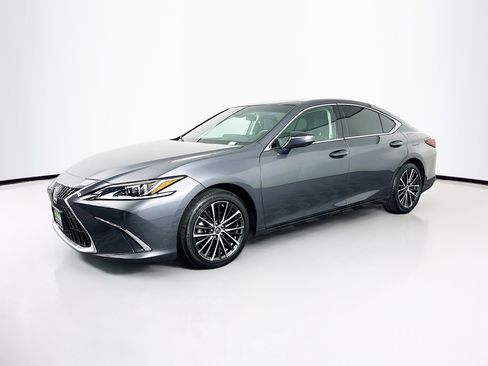 Used 2024 Lexus ES 350 w/ Premium Package image 3