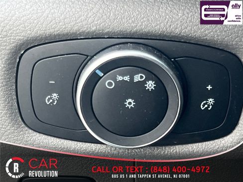 Used 2023 Ford Transit 250 Medium Roof AWD image 23