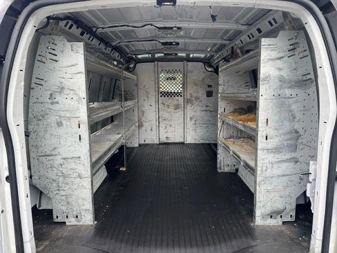 Used 2019 Chevrolet Express 2500 w/ Driver Convenience Package RWD image 18
