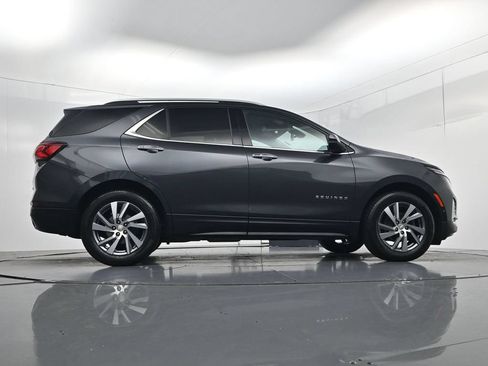 Used 2022 Chevrolet Equinox Premier FWD image 41