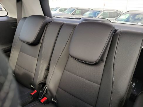 New 2026 Mercedes-Benz GLS 450 4MATIC image 11