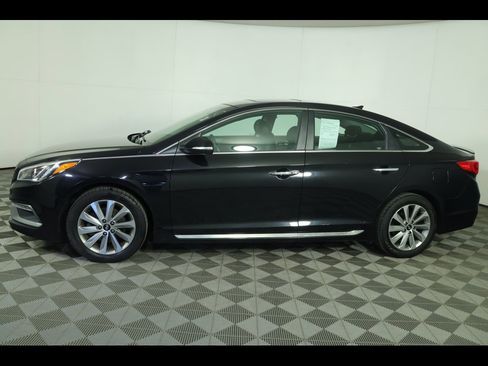 Used 2017 Hyundai Sonata Sport w/ Value Edition Package 02 image 13