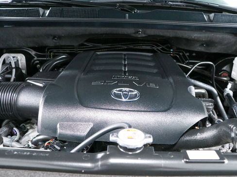 Used 2021 Toyota Tundra SR5 AWD/4WD image 31